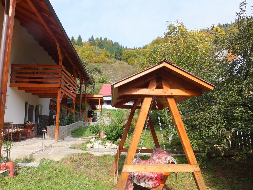 Pensiunea Piatra Mandrutului Scarisoara  Esterno foto